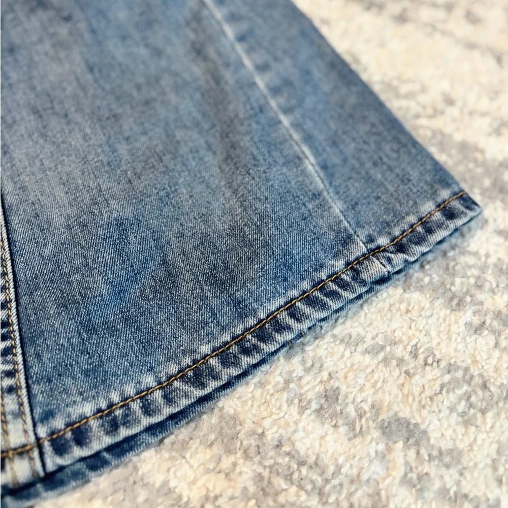 Button down denim skirt - Picture 4 of 6